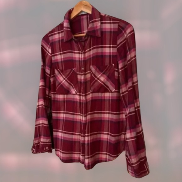 Maurices Flannel Button Down Top Purple Pink Size Small - Picture 1 of 5